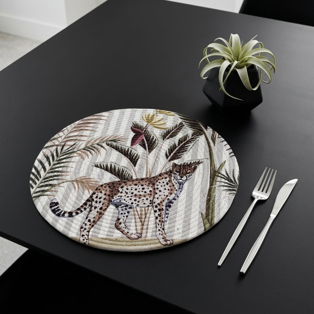 Safari Palm Elegance