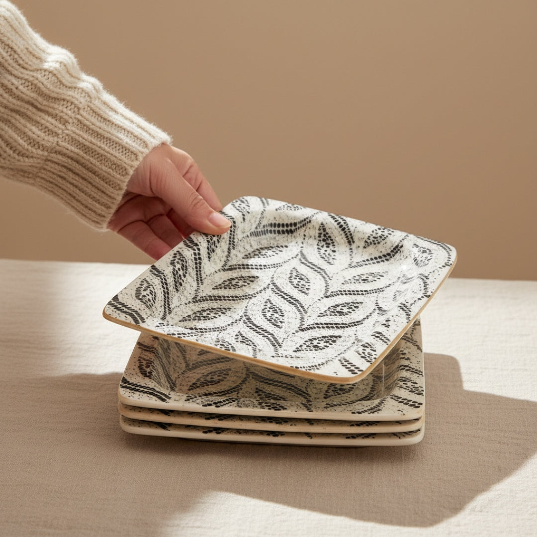 Tidbit Tray